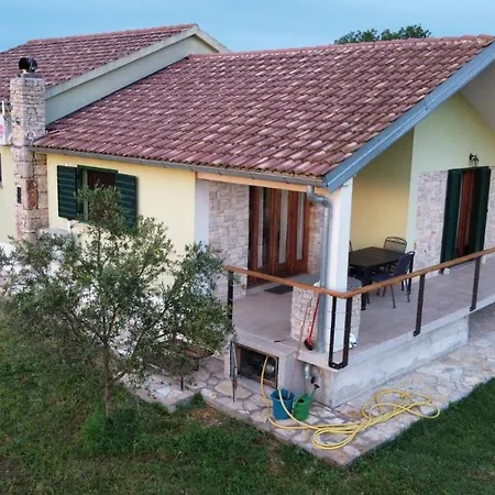 Vikendica Kuca Za Odmor Neli *